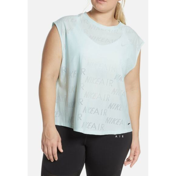 Nike womens NWT running top size S - Picture 2 of 12